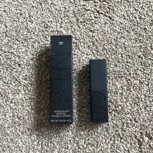 NARS Audacious Lipstick, Color: Mona - mahogany